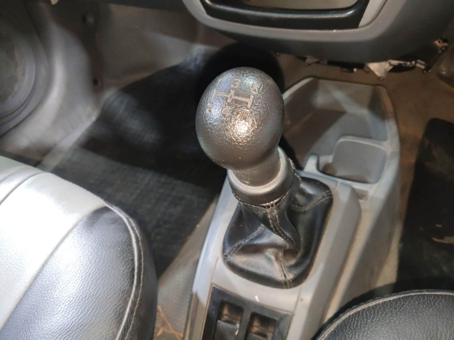 Alto 800 image 16 Alto 800 image 16