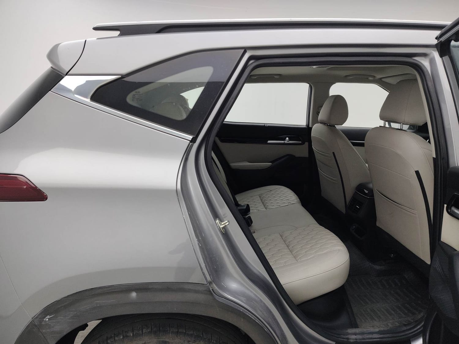 Seltos image 18 Seltos image 18