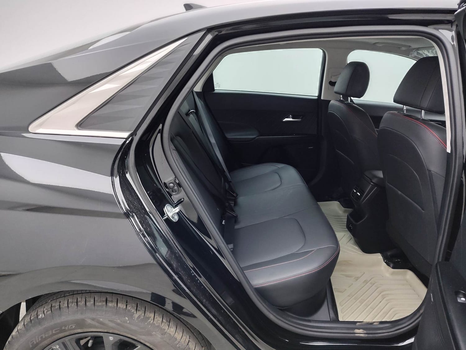 Verna image 18 Verna image 18