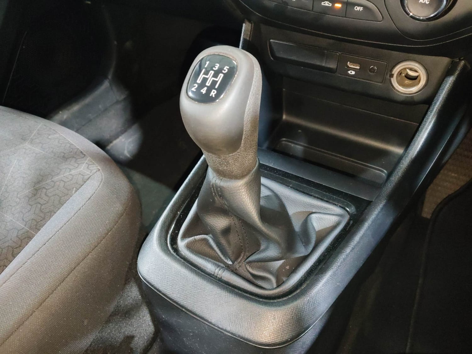 Punch image 16 Punch image 16