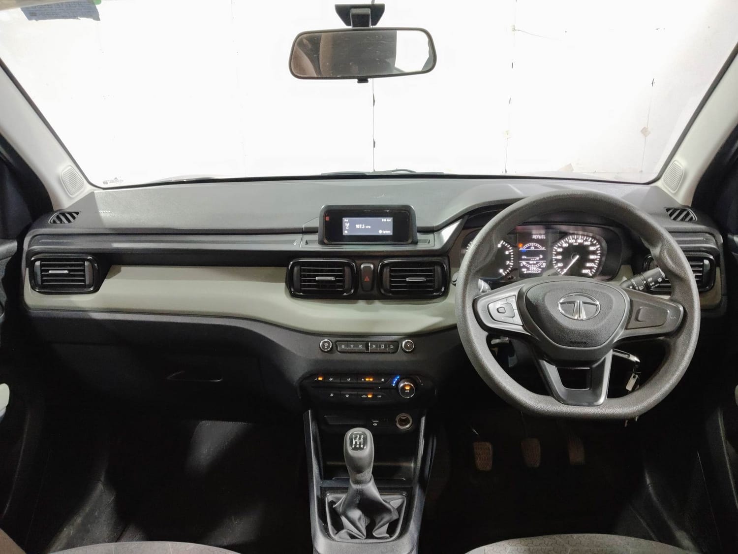 Punch image 12 Punch image 12