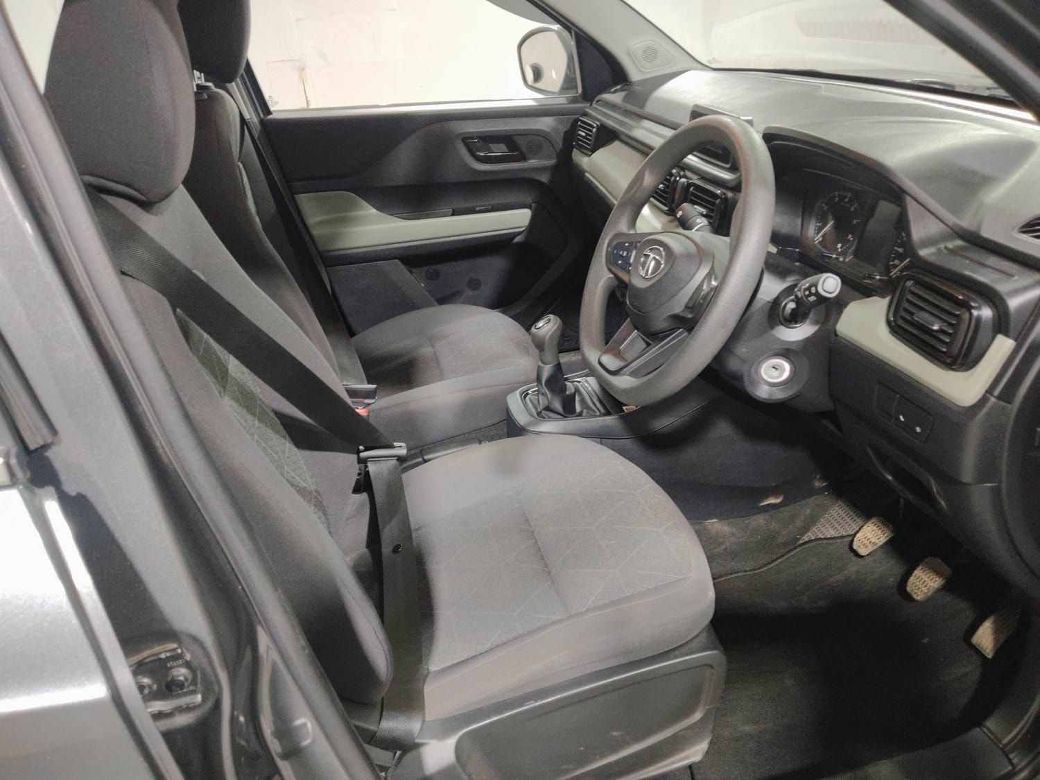 Punch image 17 Punch image 17