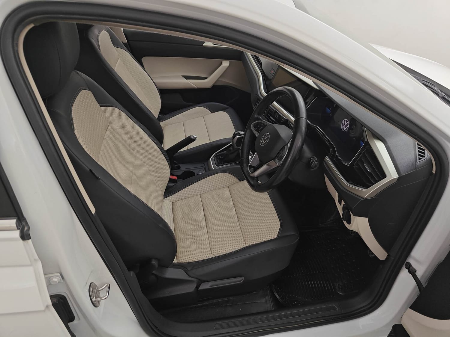 Virtus image 17 Virtus image 17