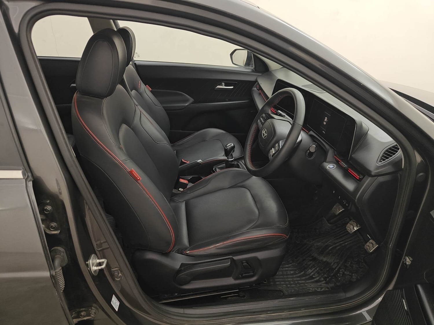 Verna image 17 Verna image 17