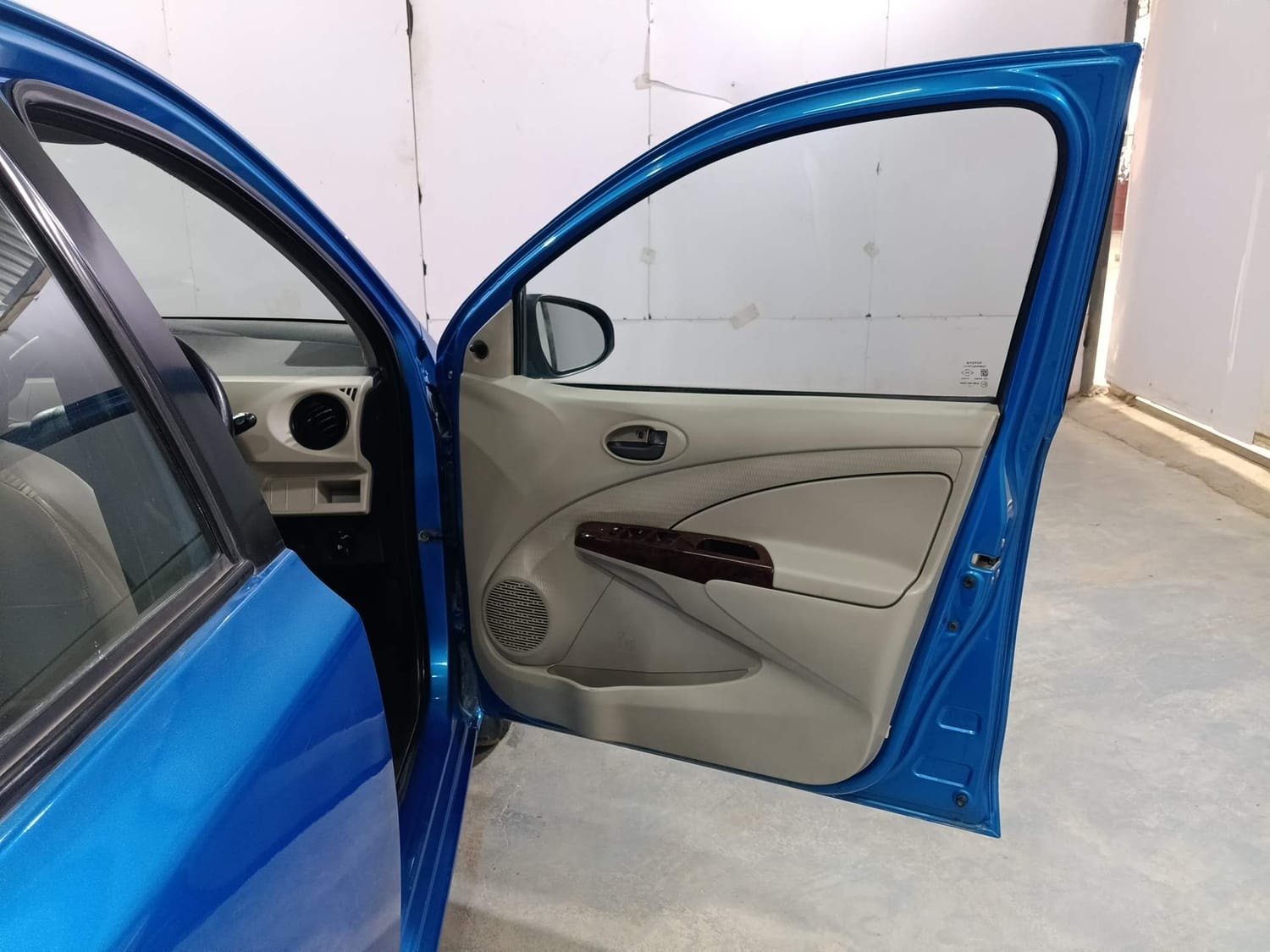 Etios Liva image 19 Etios Liva image 19