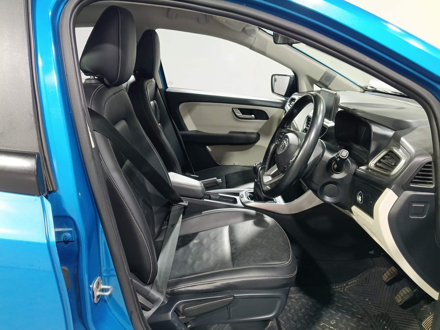 Used 2021 Tata Altroz Used 2021 Tata Altroz