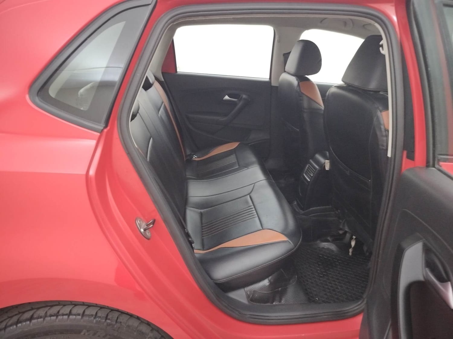 Polo image 18 Polo image 18