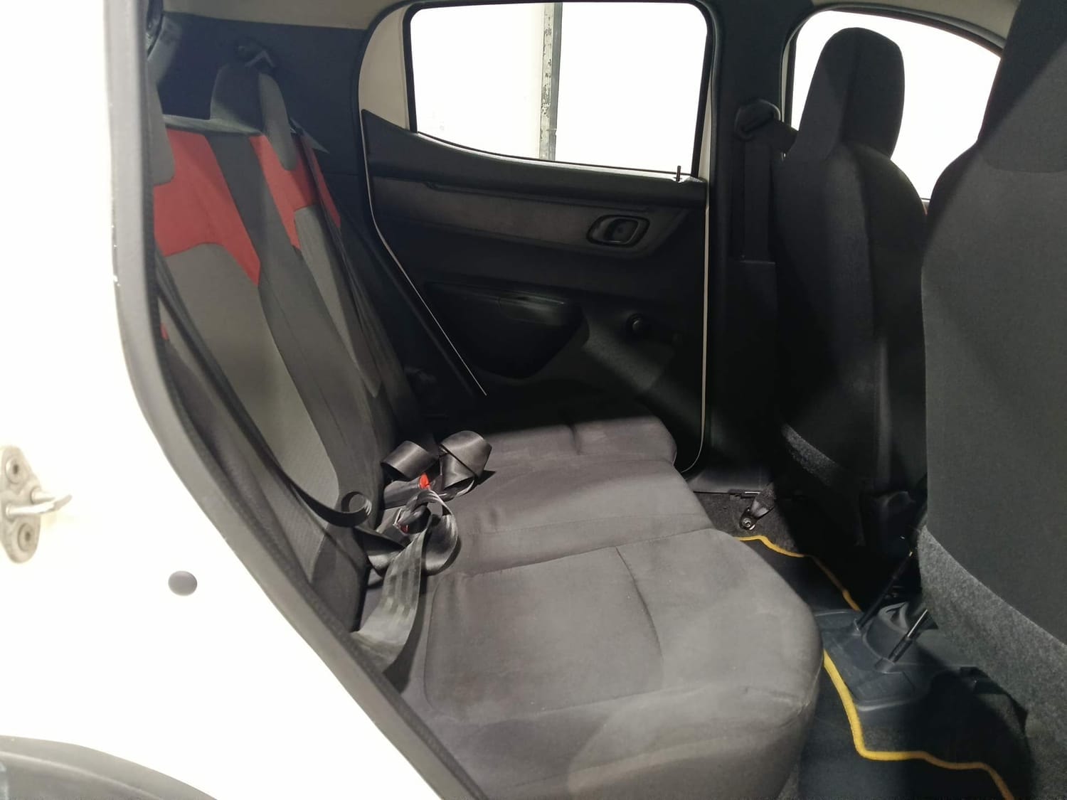 Kwid image 18 Kwid image 18