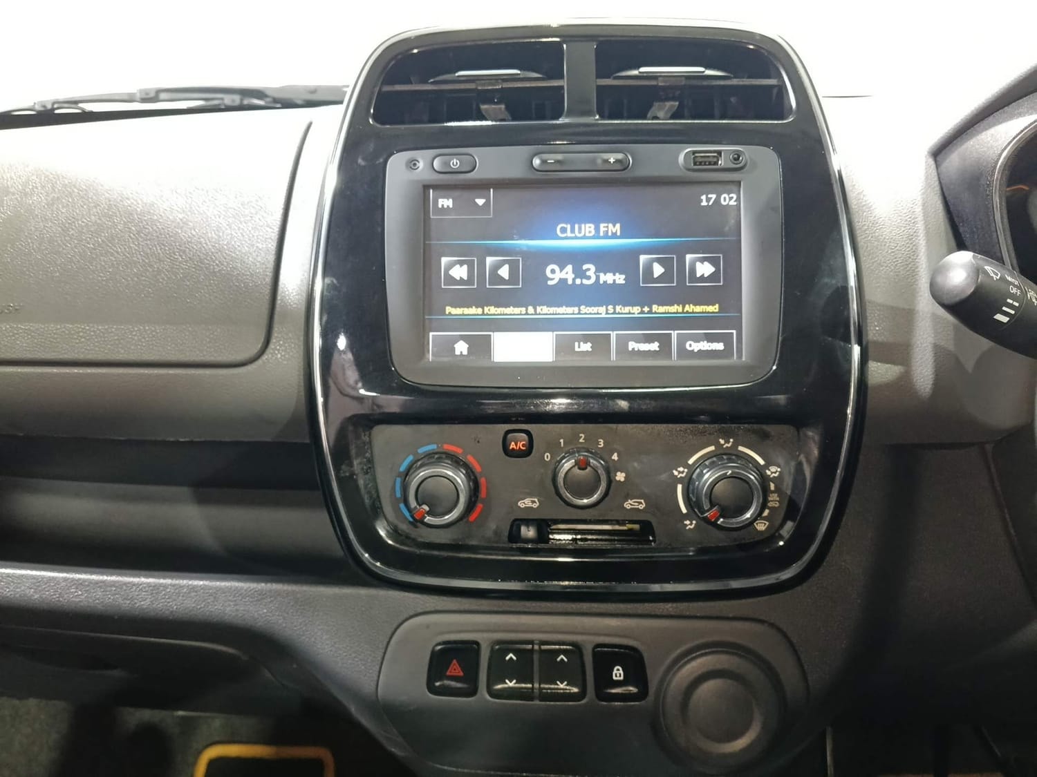 Kwid image 13 Kwid image 13