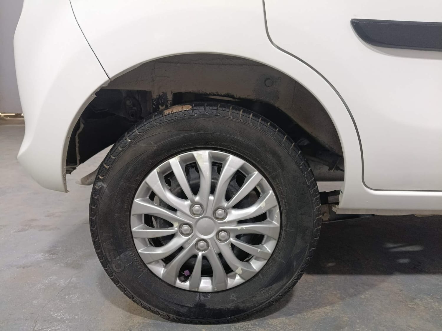 Alto 800 image 33 Alto 800 image 33