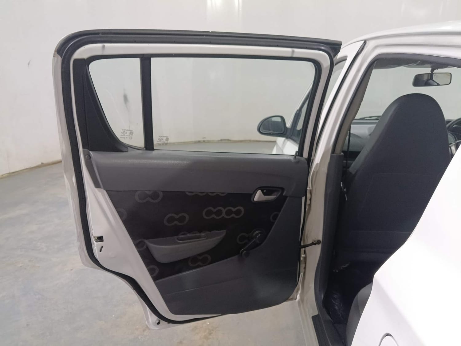 Alto 800 image 22 Alto 800 image 22