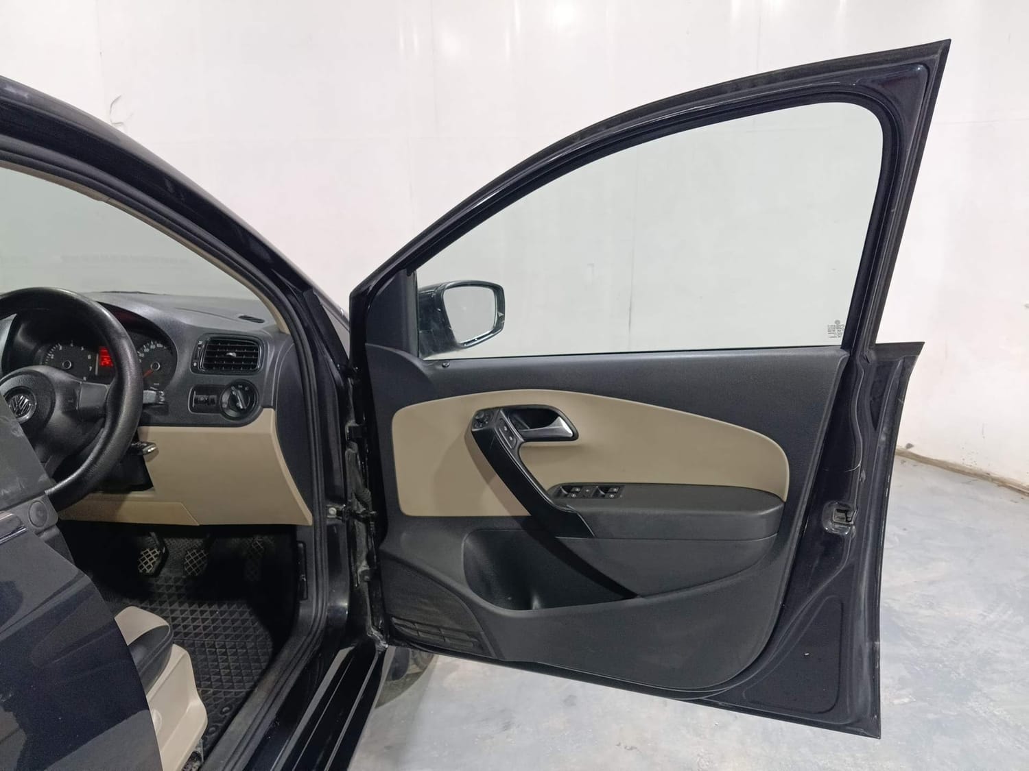 Used 2014 Volkswagen Polo Used 2014 Volkswagen Polo