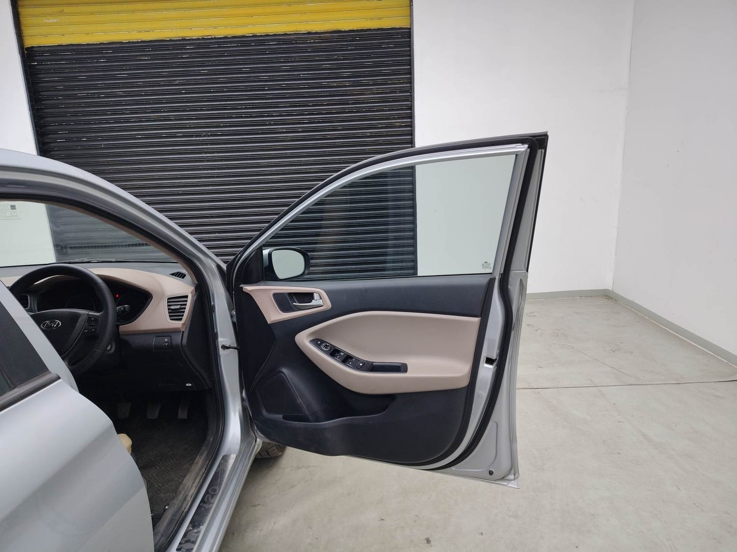 Elite i20 image 19 Elite i20 image 19