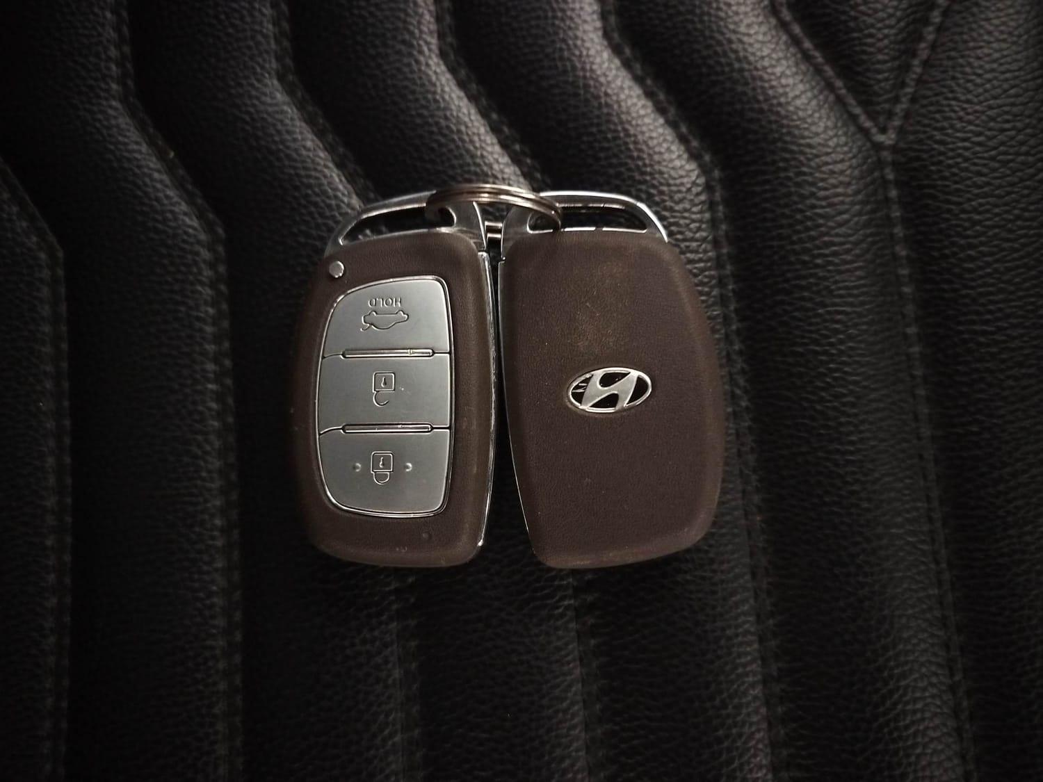 यूज़्ड 2023 ह्युंडई ग्रैंड आई10 निओस, Coimbatore 15 यूज़्ड 2023 ह्युंडई ग्रैंड आई10 निओस, Coimbatore 15