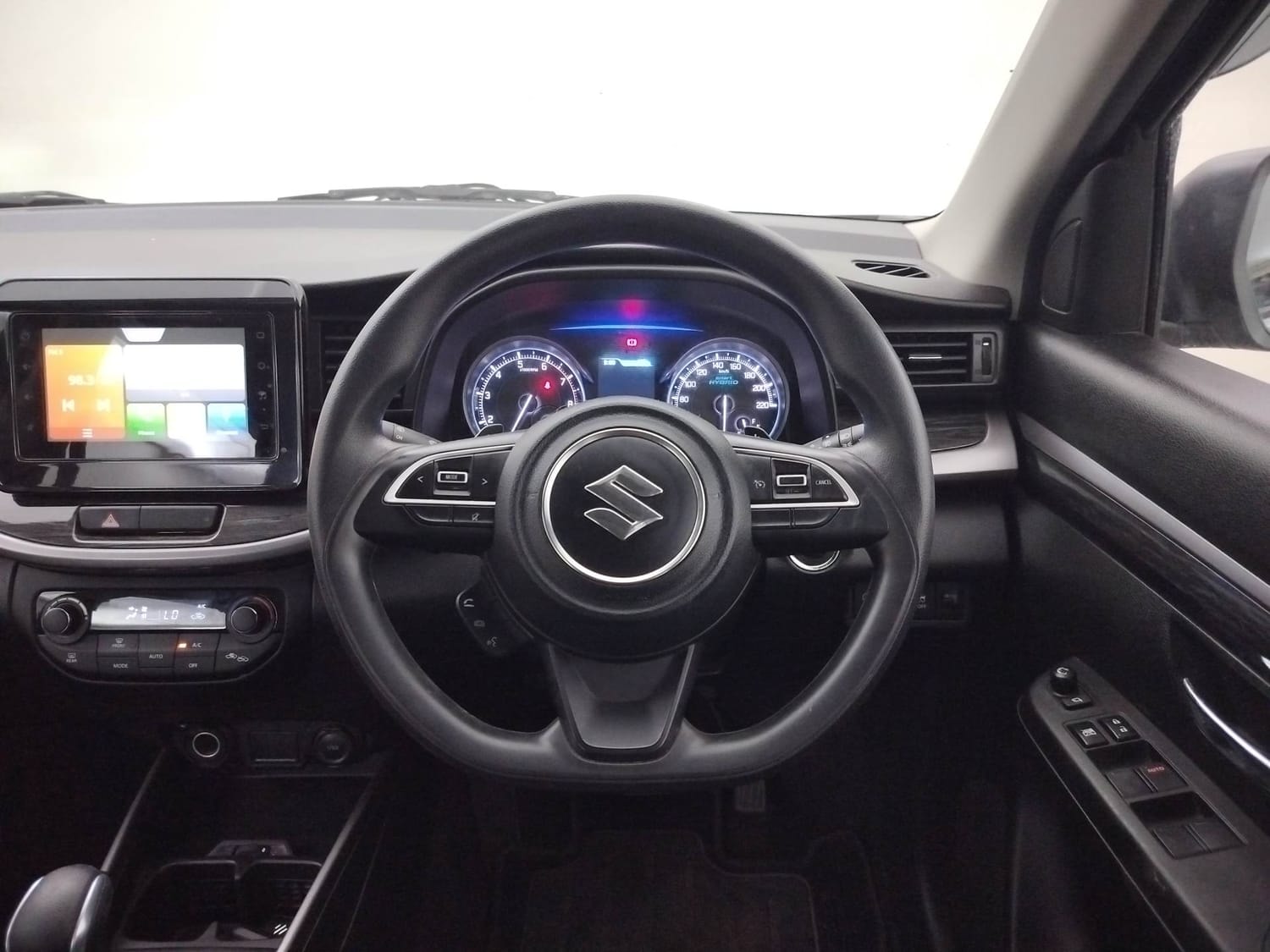 XL6 image 14 XL6 image 14