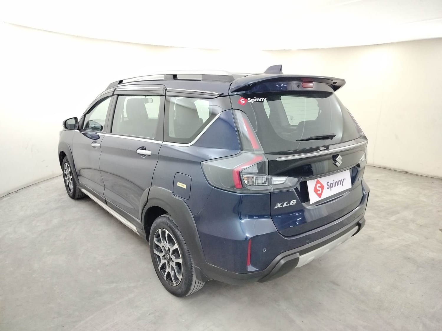 XL6 image 3 XL6 image 3