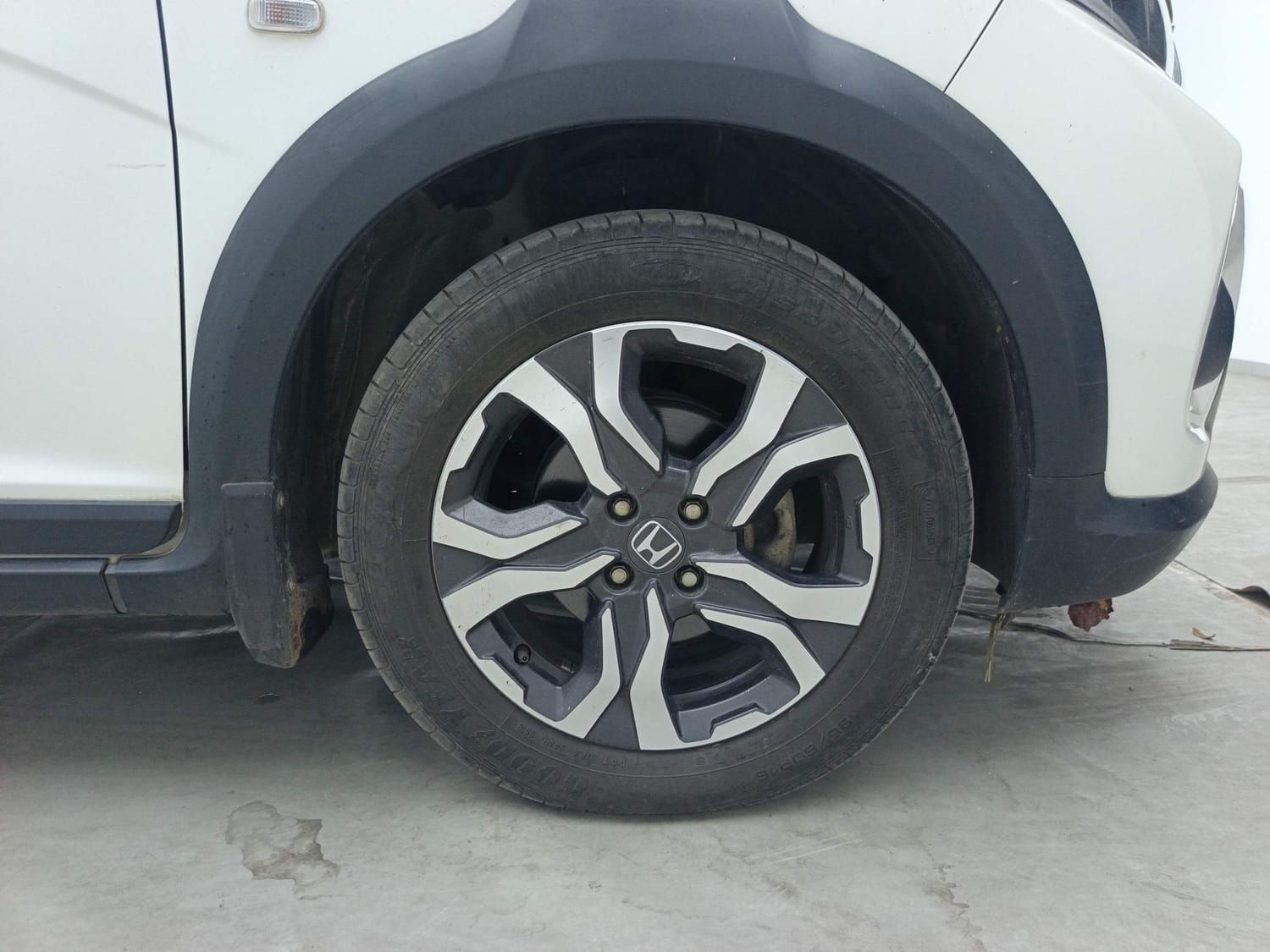 WR-V image 32 WR-V image 32