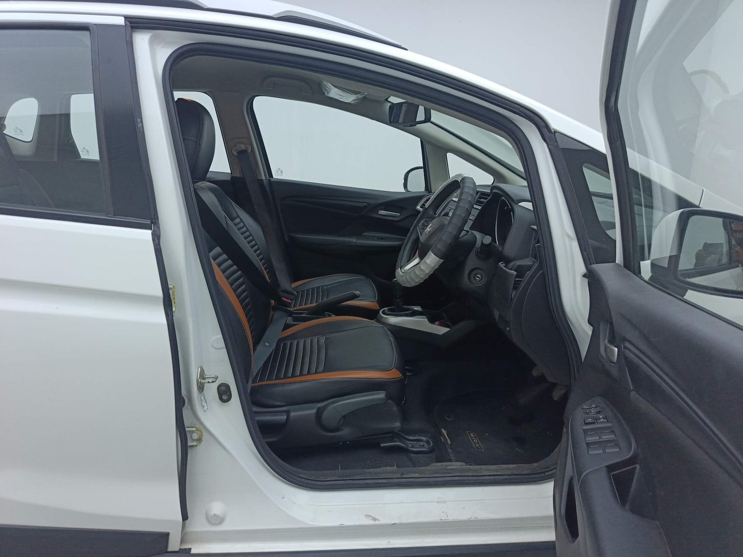 WR-V image 17 WR-V image 17