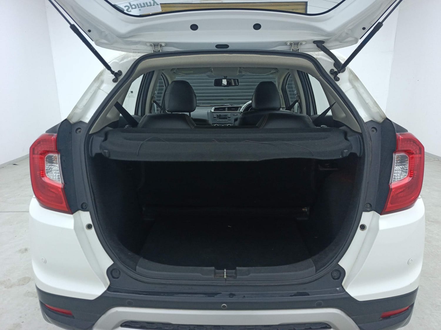 WR-V image 25 WR-V image 25