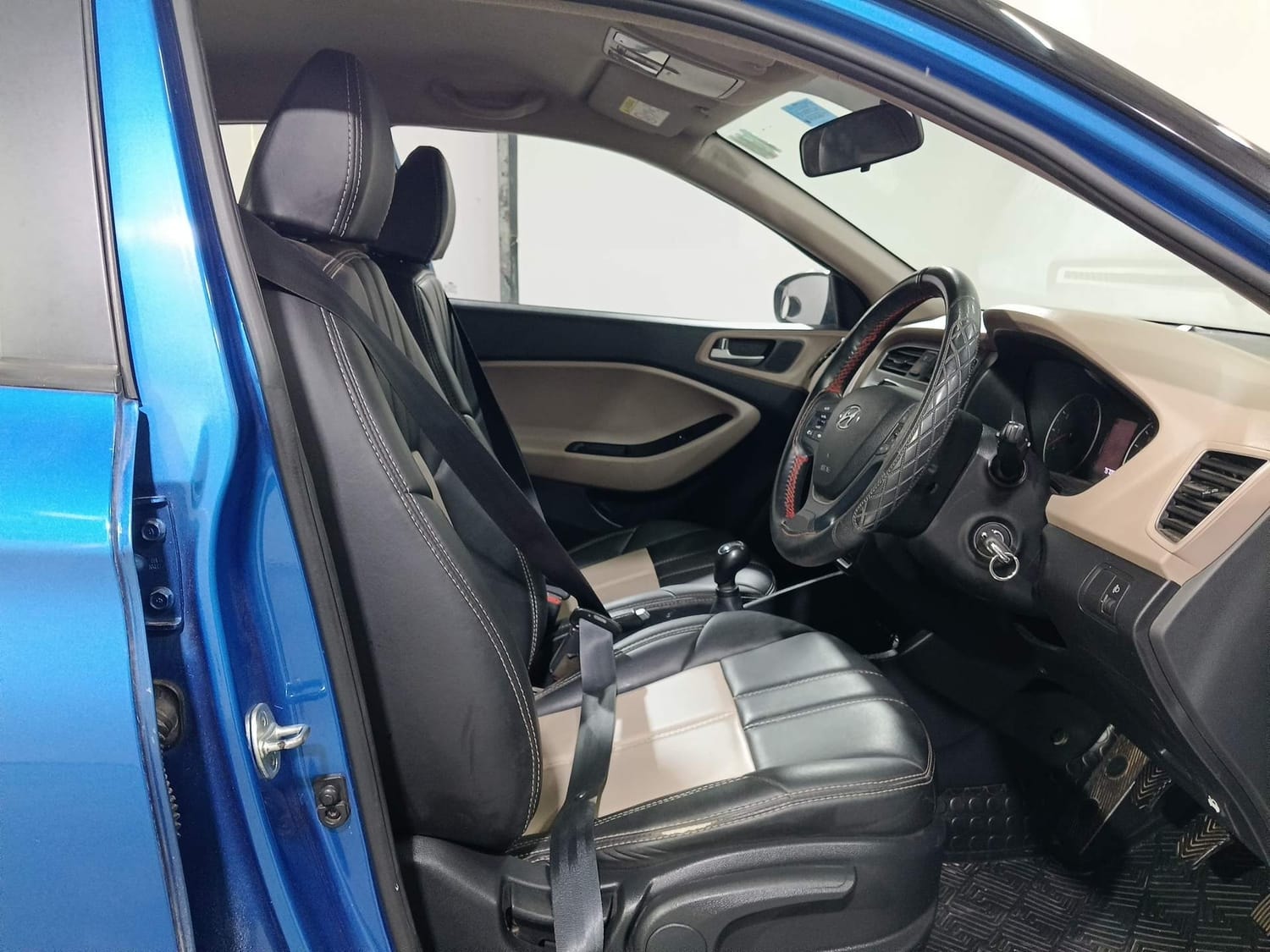 Elite i20 image 19 Elite i20 image 19