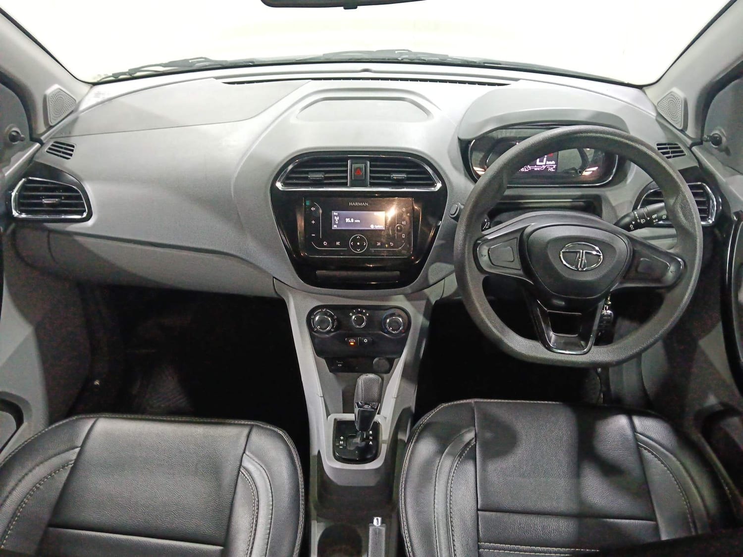 Tigor image 12 Tigor image 12