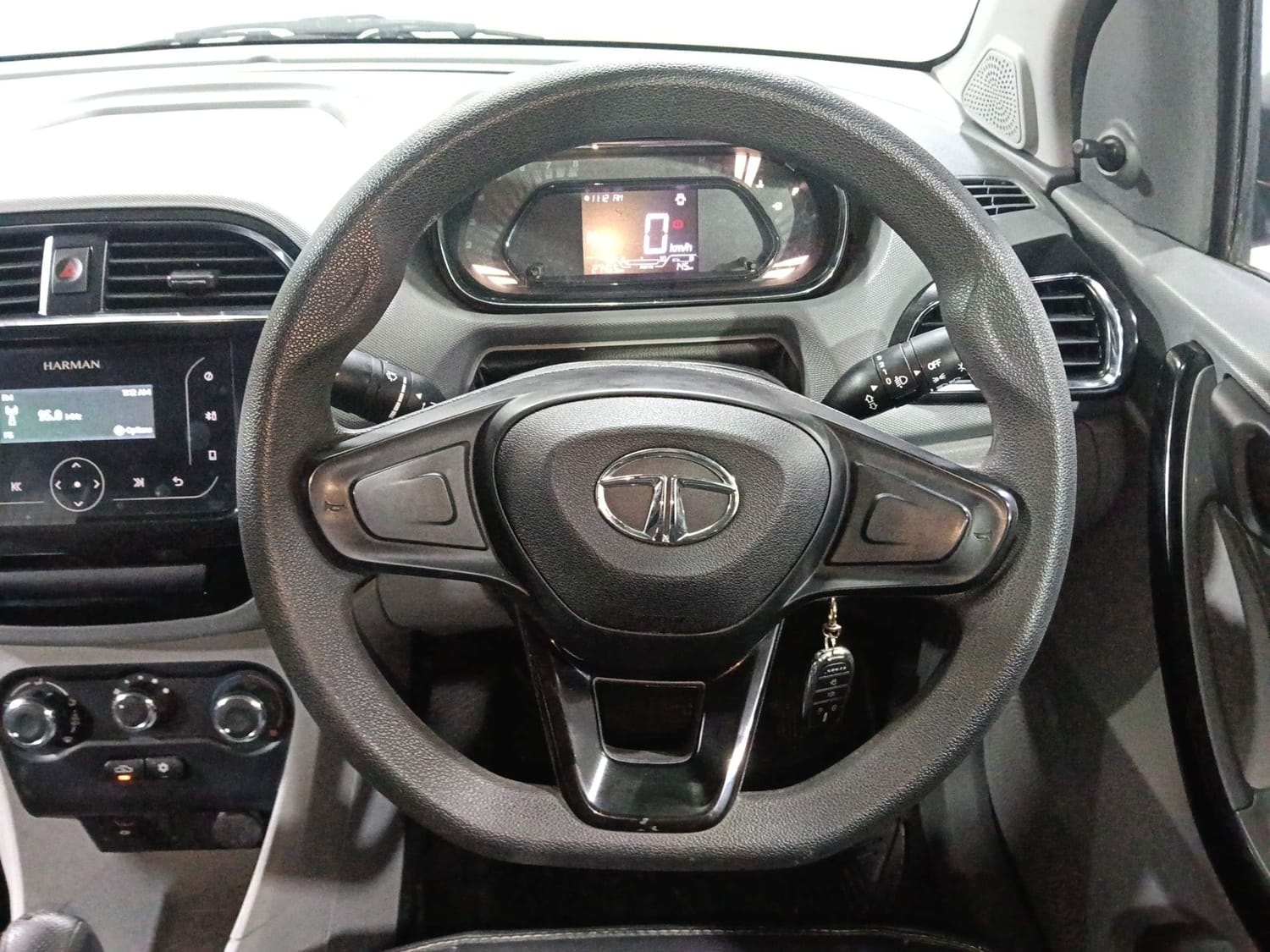 Tigor image 14 Tigor image 14