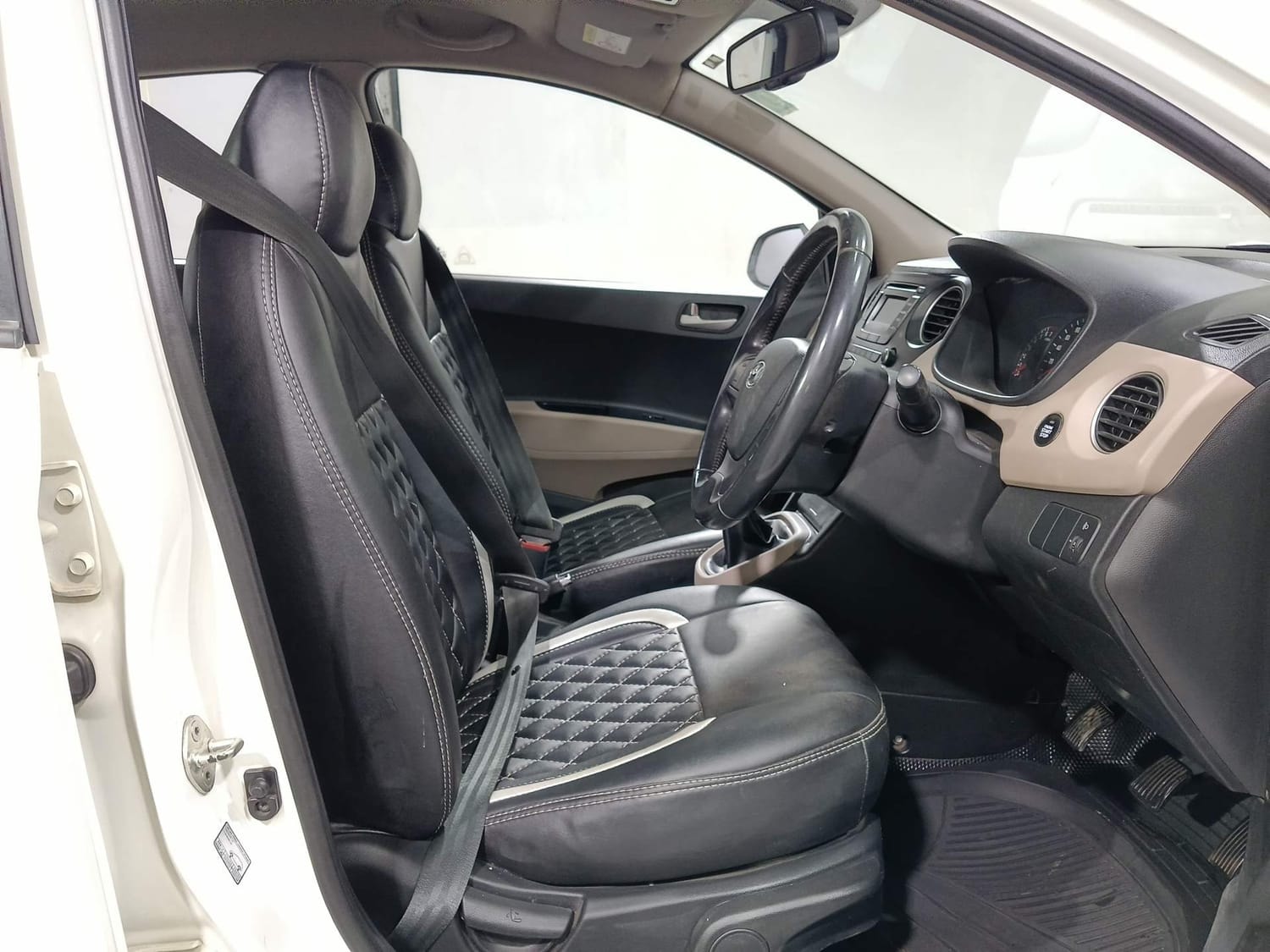 Xcent image 17 Xcent image 17