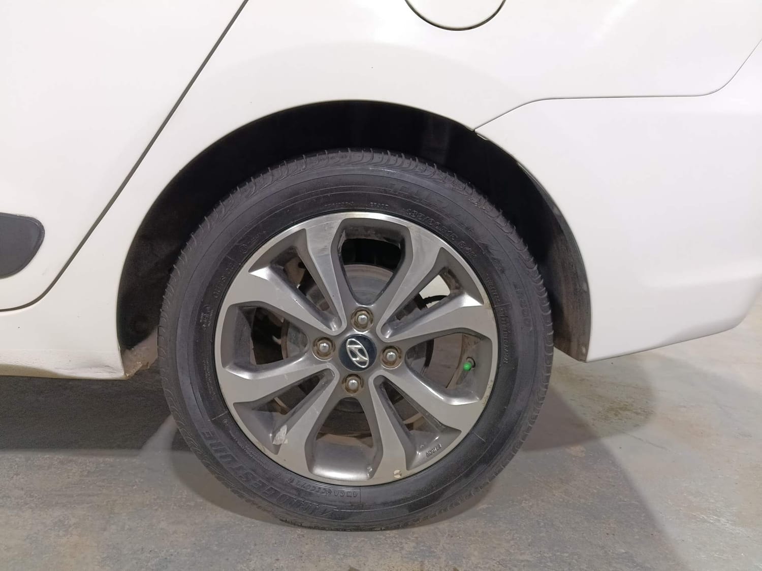 Xcent image 35 Xcent image 35