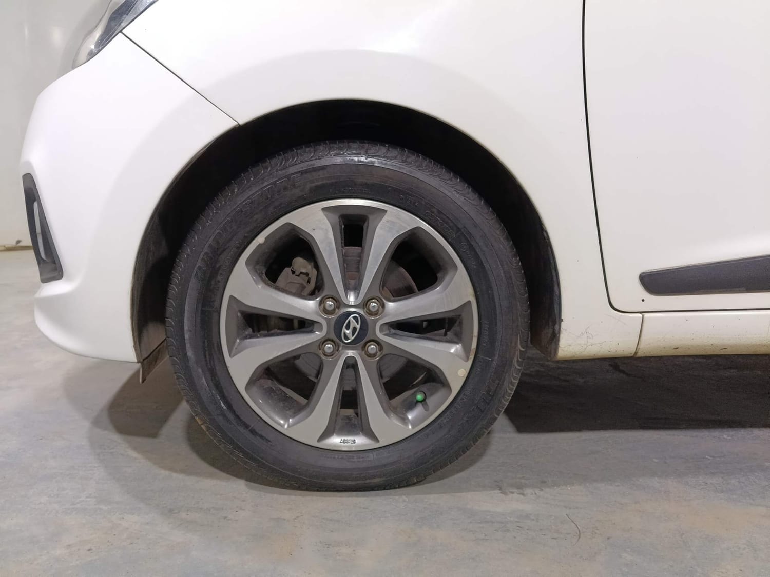 Xcent image 34 Xcent image 34