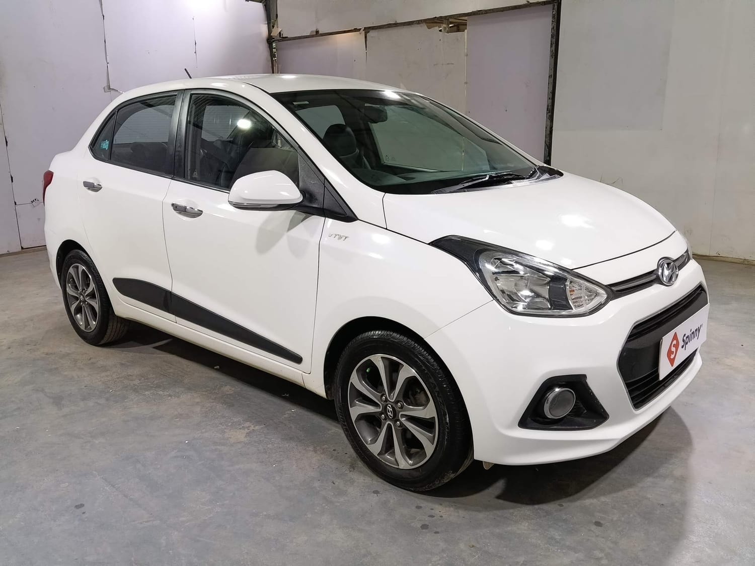 Xcent image 7 Xcent image 7