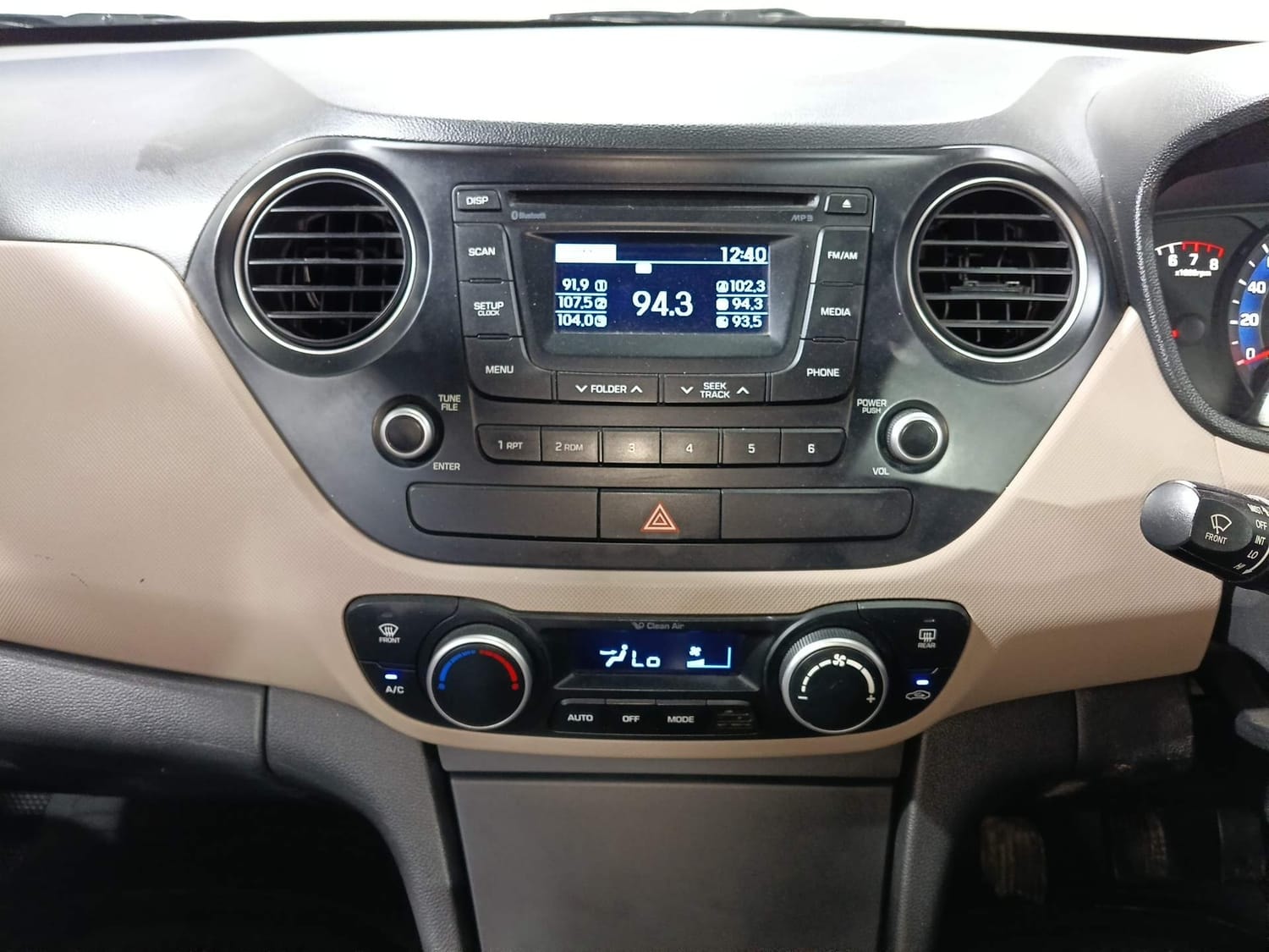 Xcent image 13 Xcent image 13