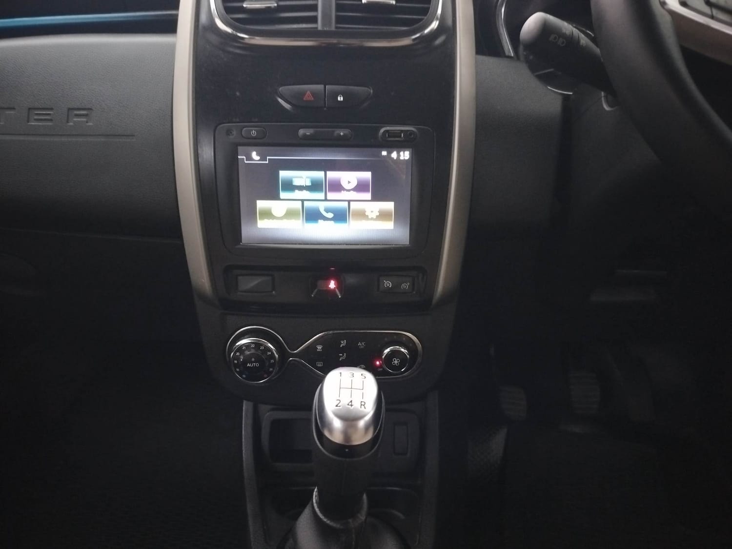 Duster image 13 Duster image 13