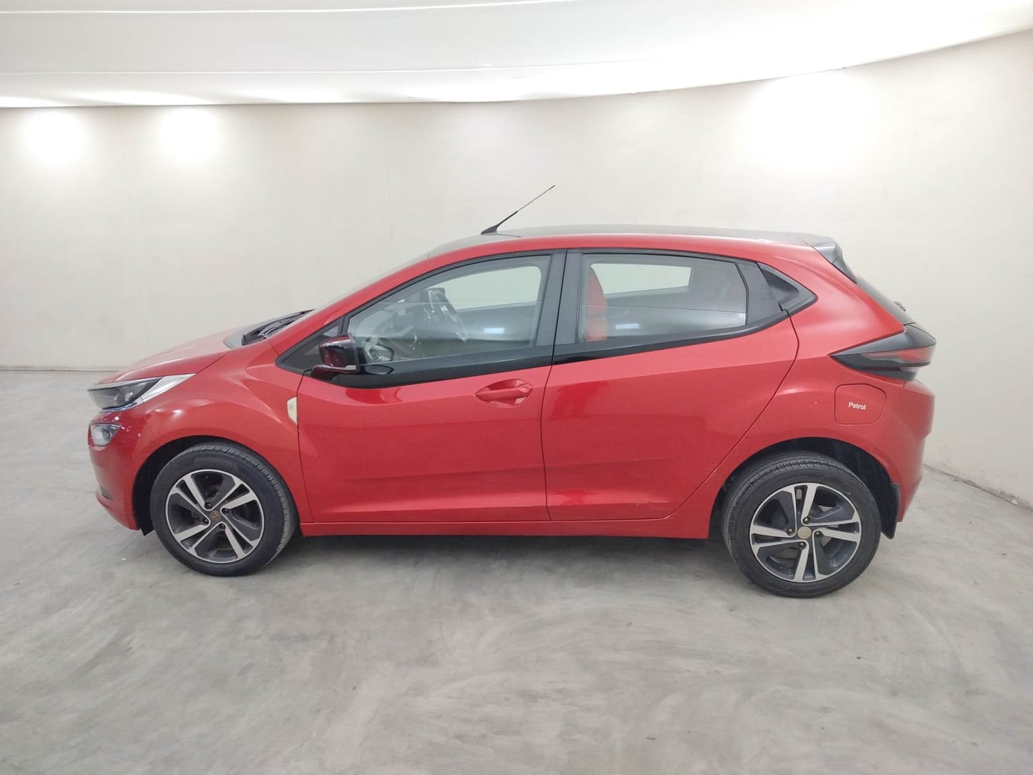 Altroz image 2 Altroz image 2