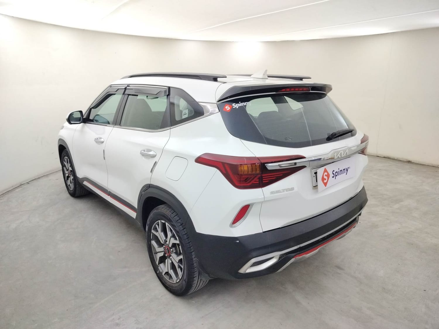 Seltos image 3 Seltos image 3