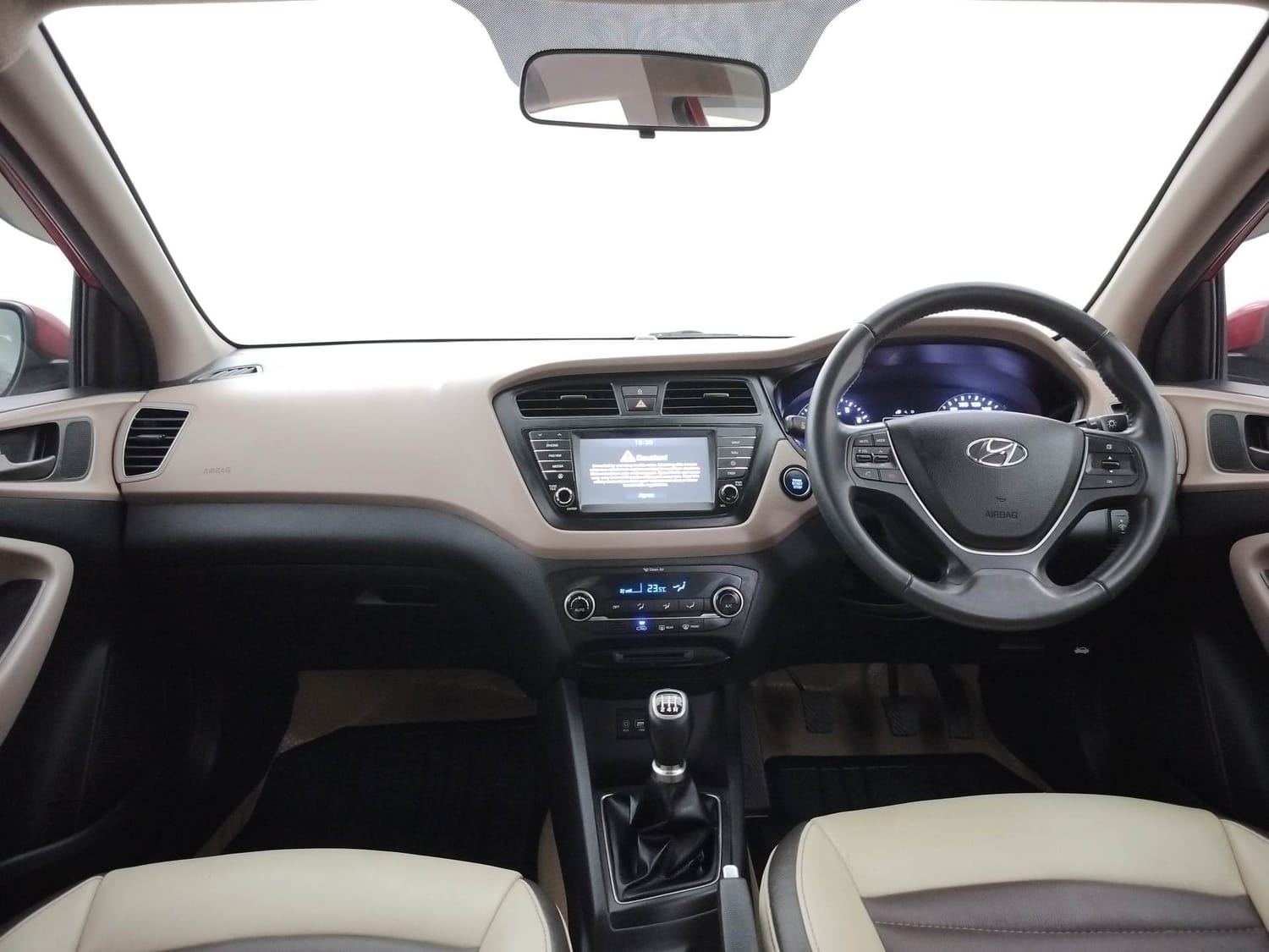 Elite i20 image 12 Elite i20 image 12