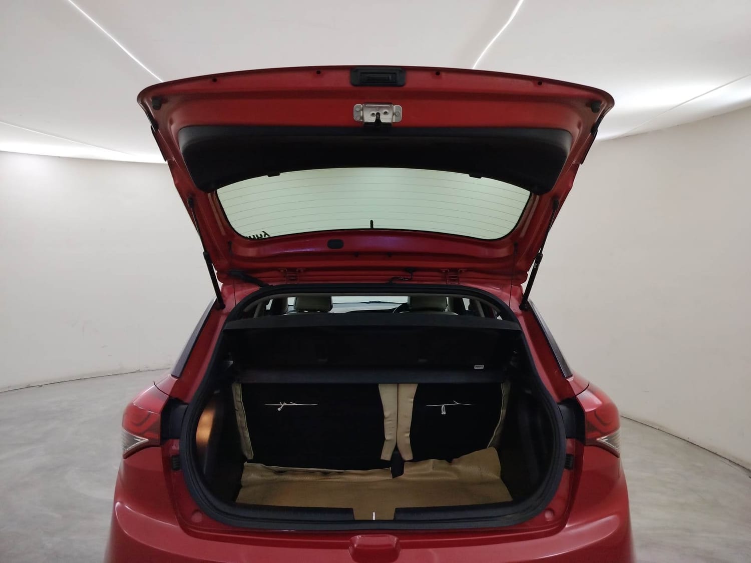 Elite i20 image 24 Elite i20 image 24