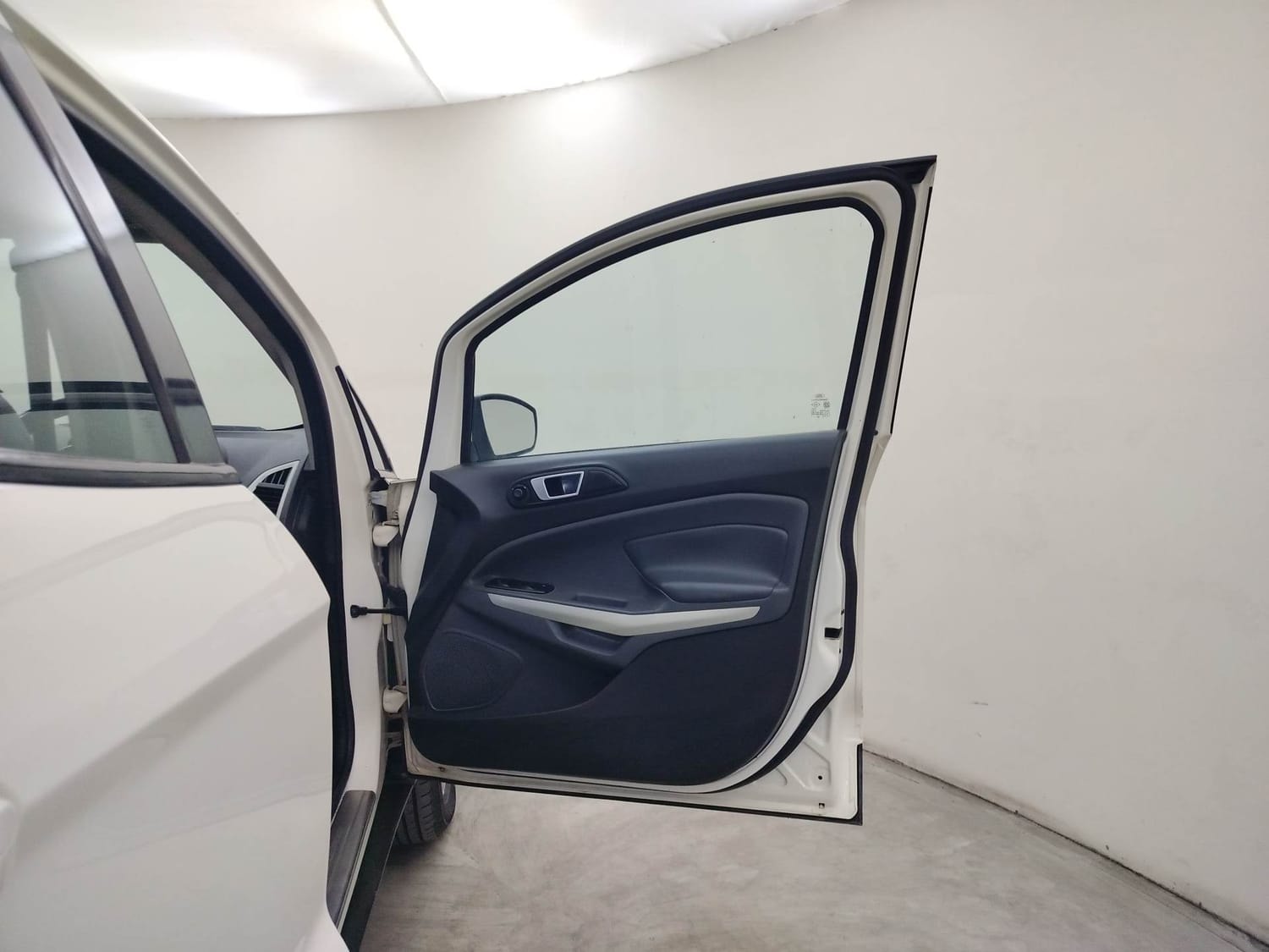 EcoSport image 19 EcoSport image 19