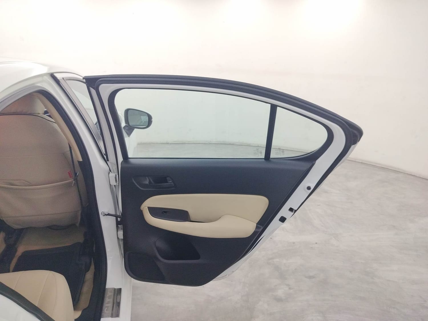 City image 20 City image 20