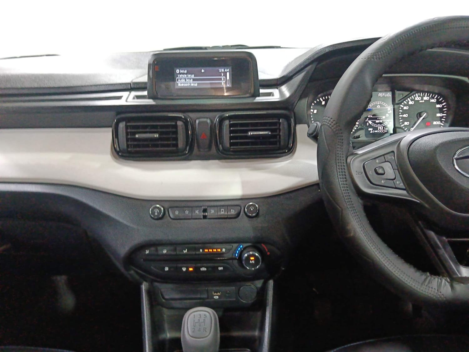 Punch image 13 Punch image 13