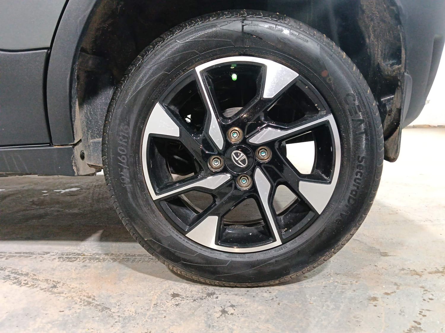 Punch image 35 Punch image 35