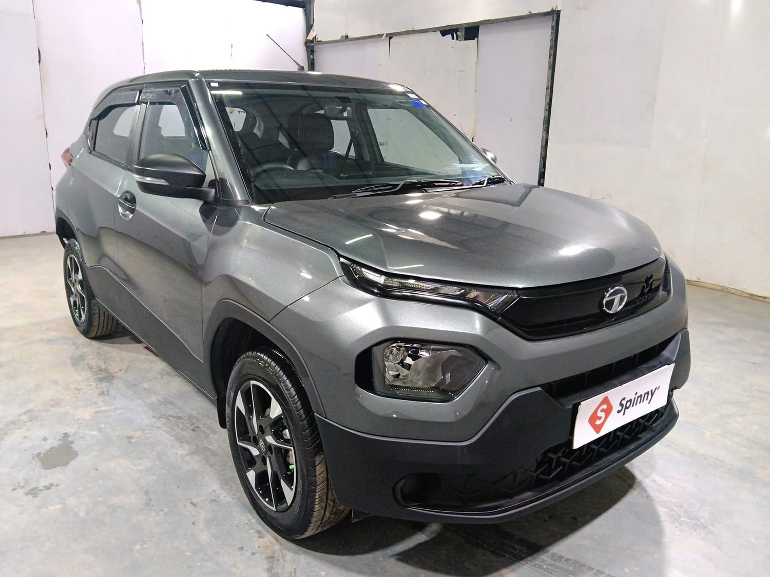 Punch image 7 Punch image 7