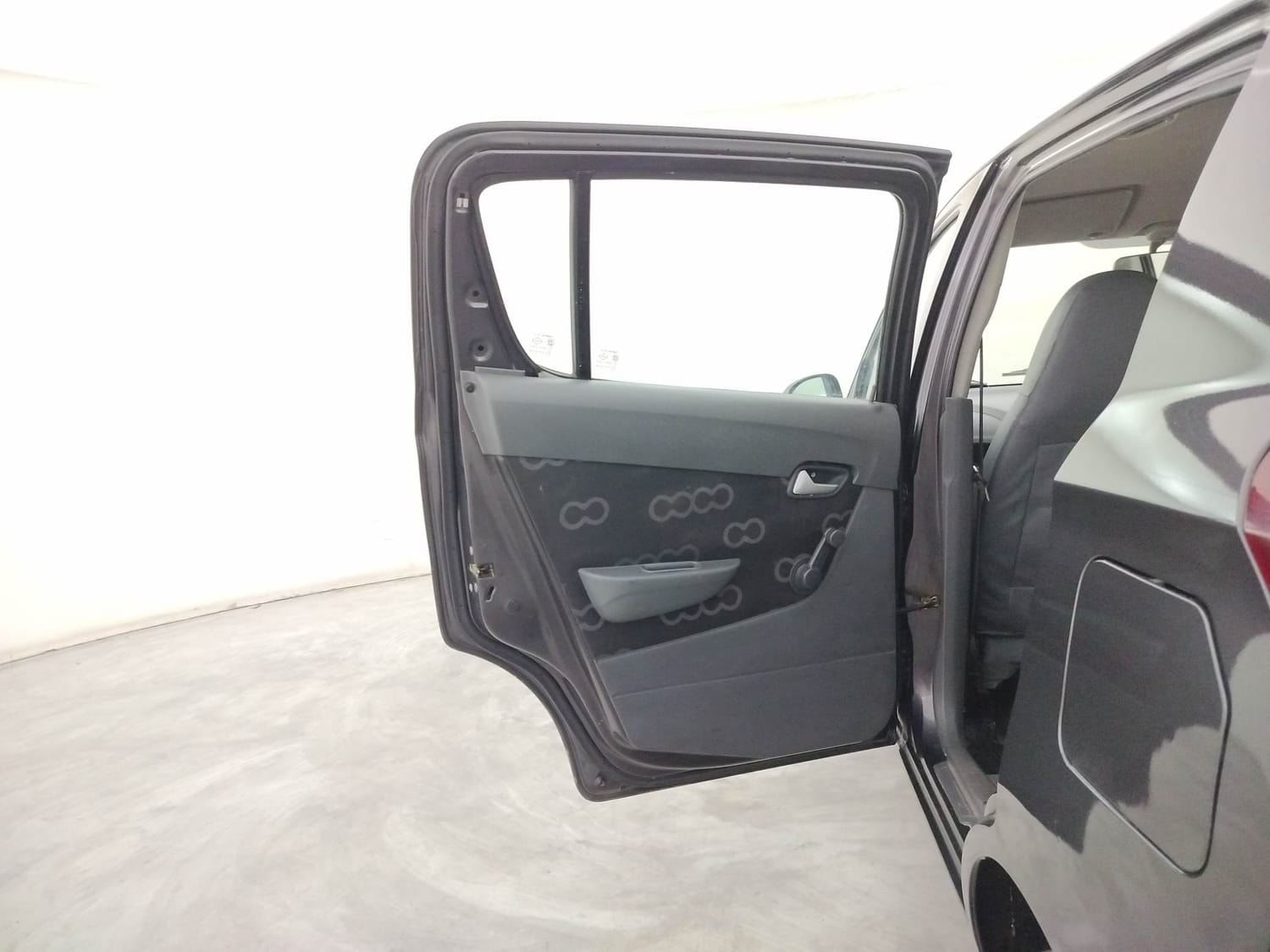 Alto 800 image 22 Alto 800 image 22