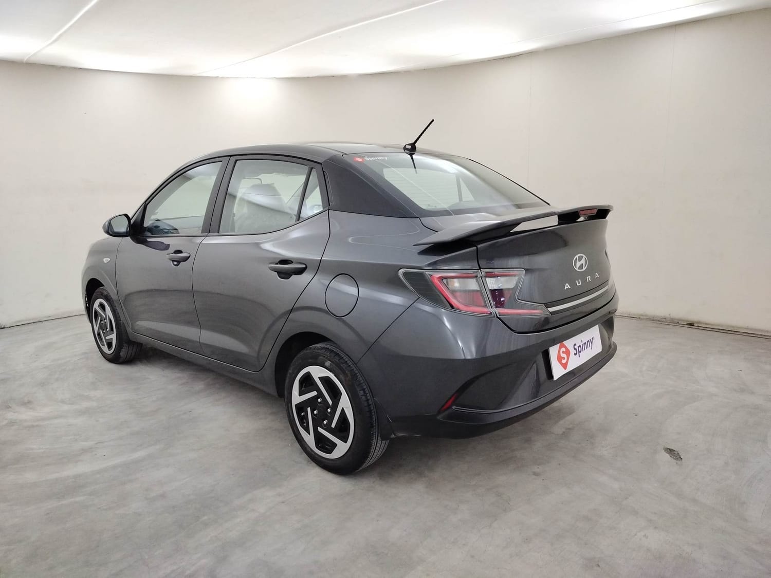 Aura image 3 Aura image 3