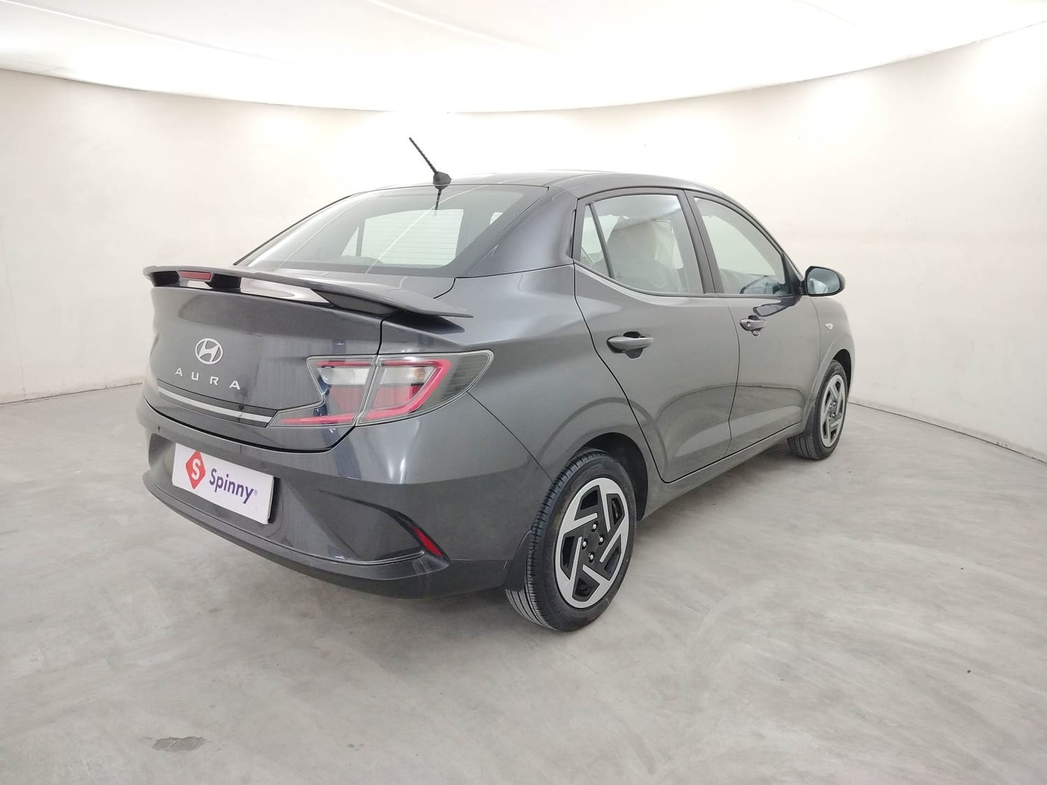 Aura image 5 Aura image 5