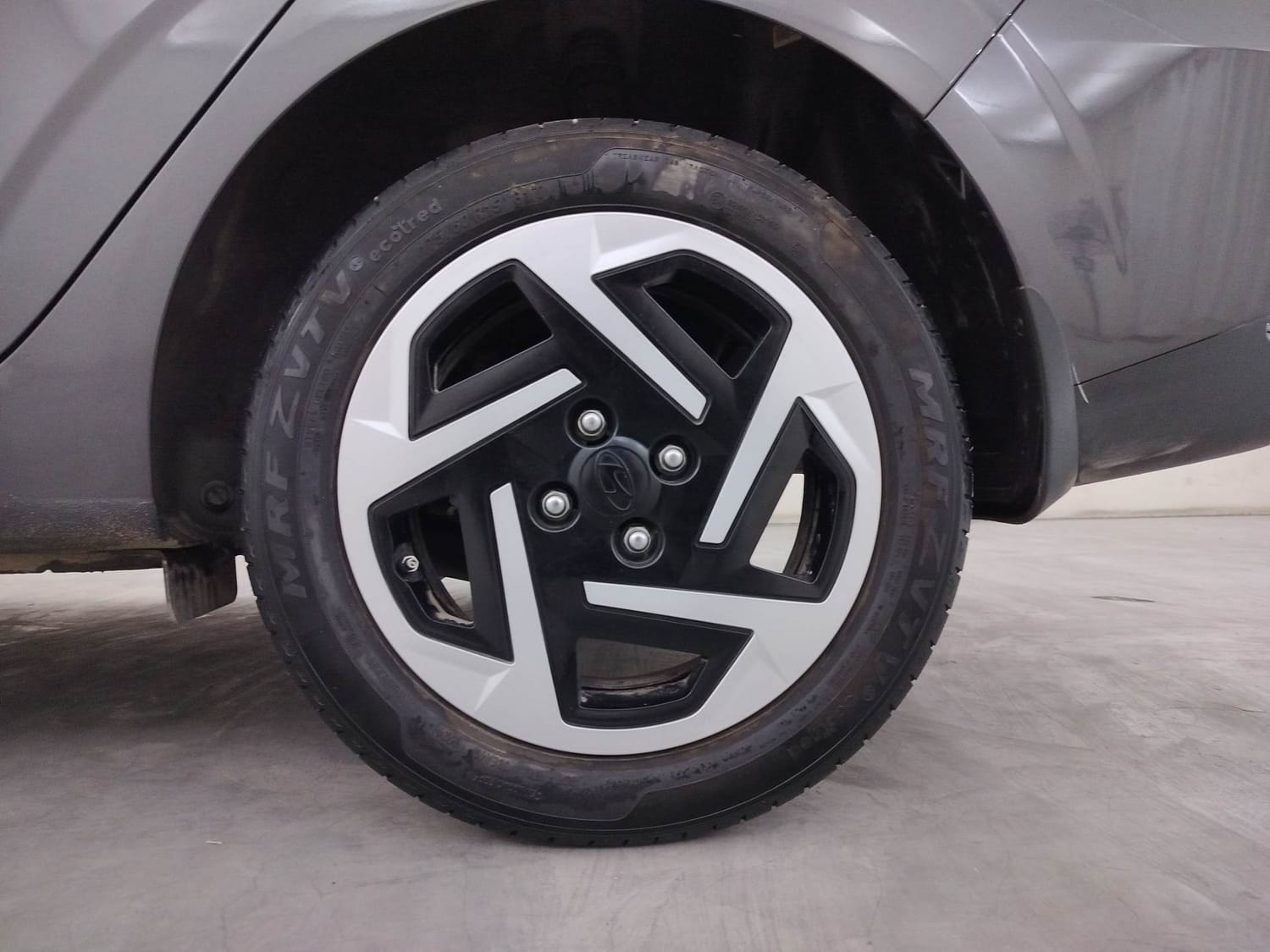 Aura image 35 Aura image 35