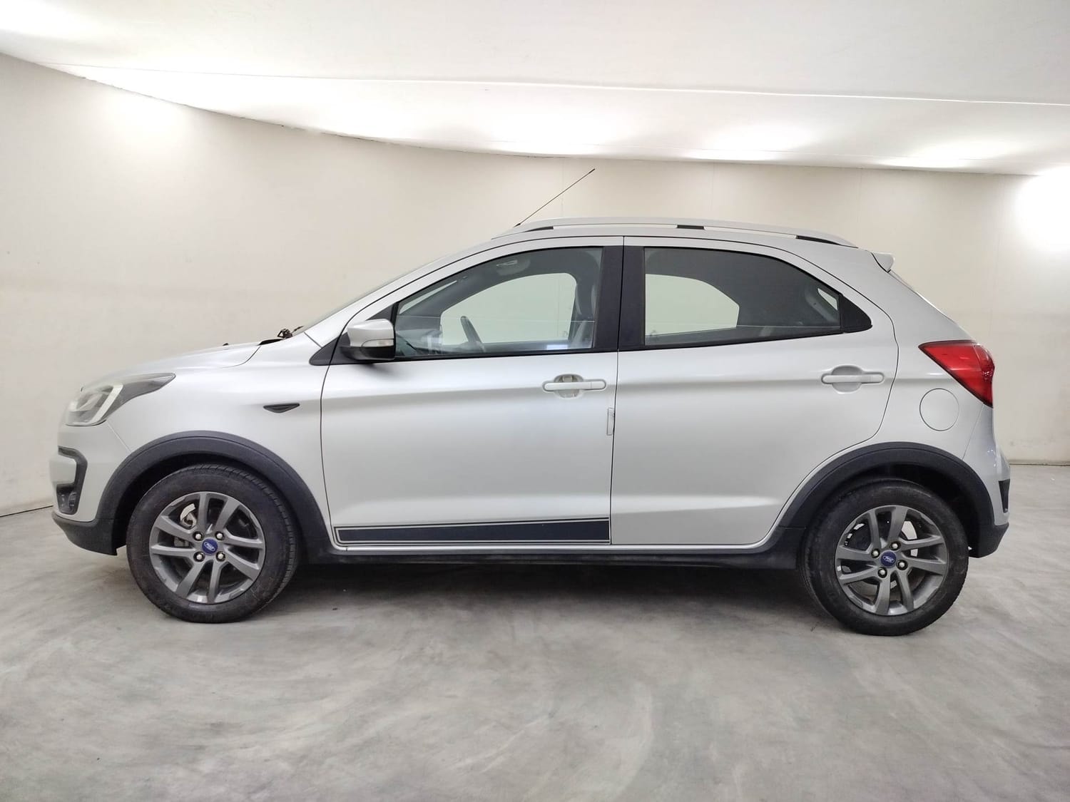 Freestyle image 2 Freestyle image 2