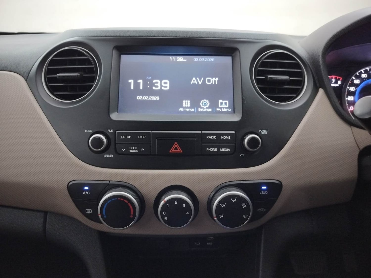 Grand i10 image 13 Grand i10 image 13