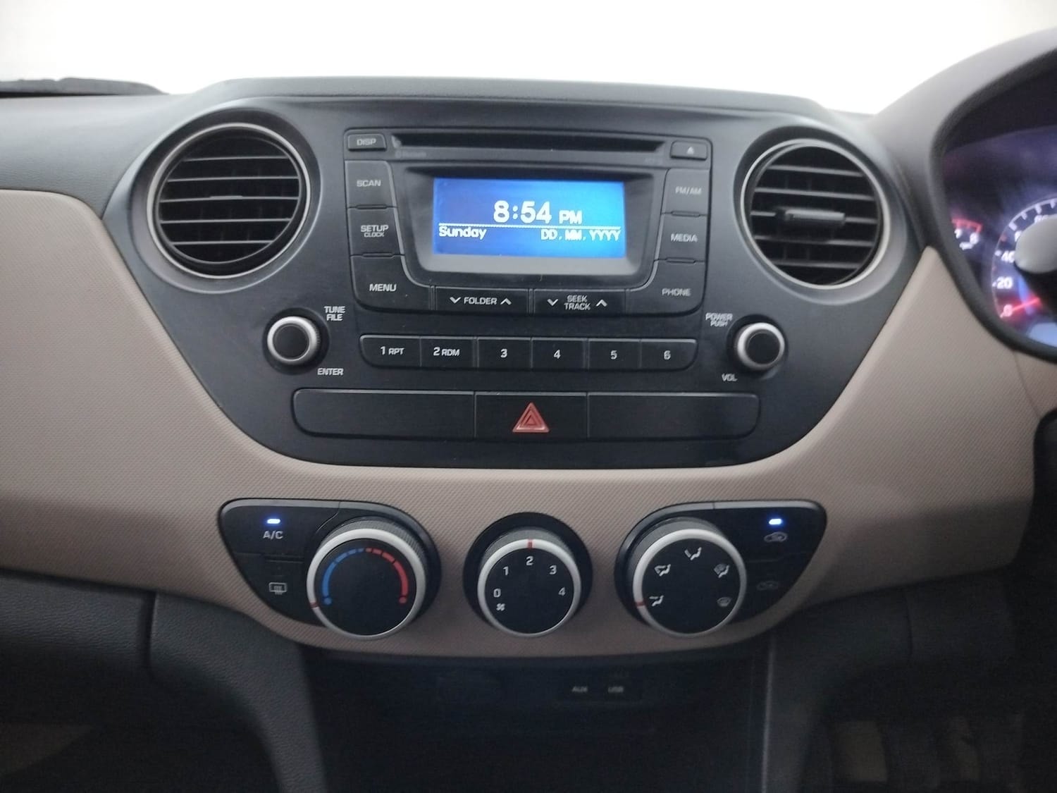 Grand i10 image 13 Grand i10 image 13