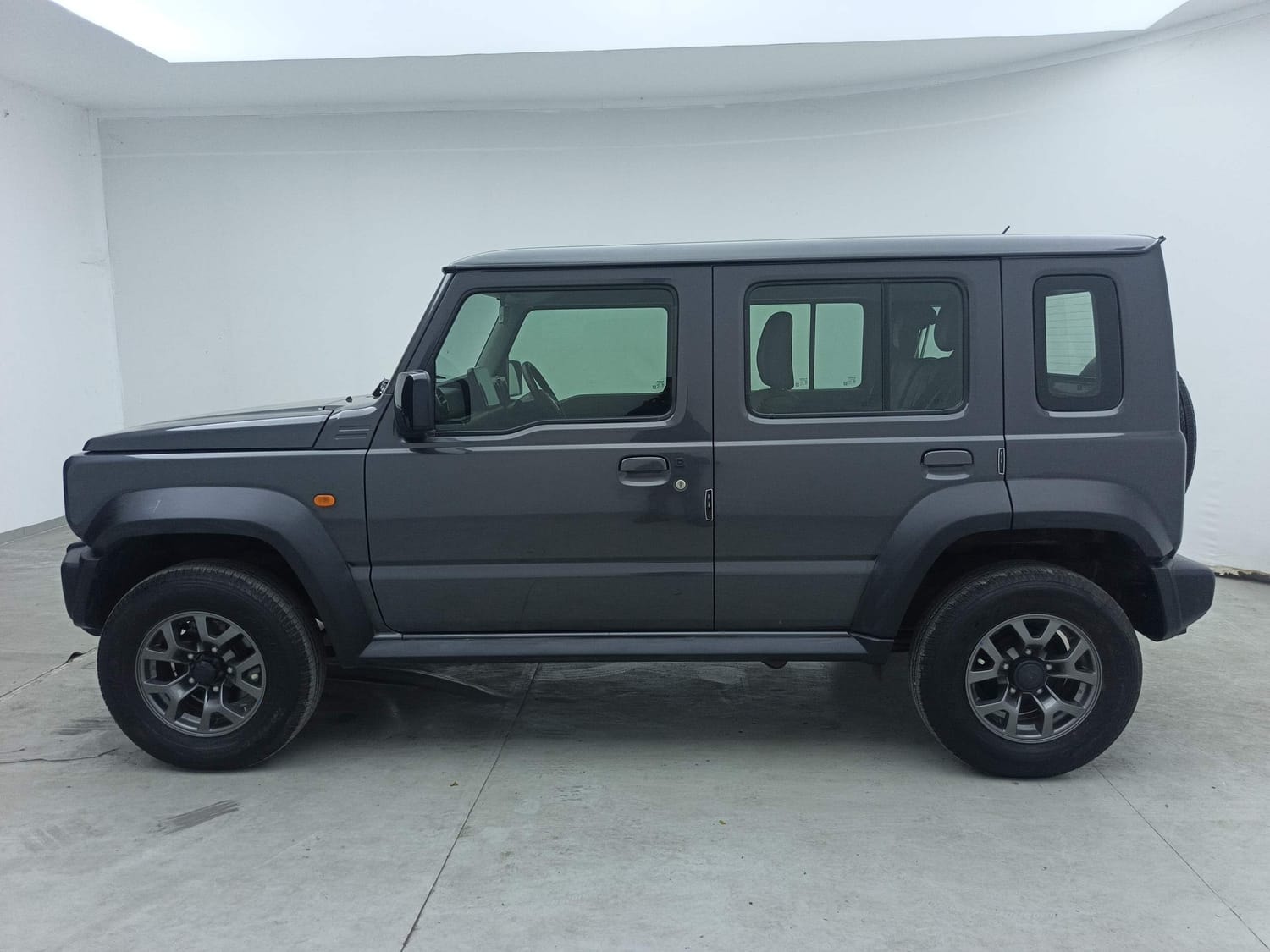 Jimny image 2 Jimny image 2