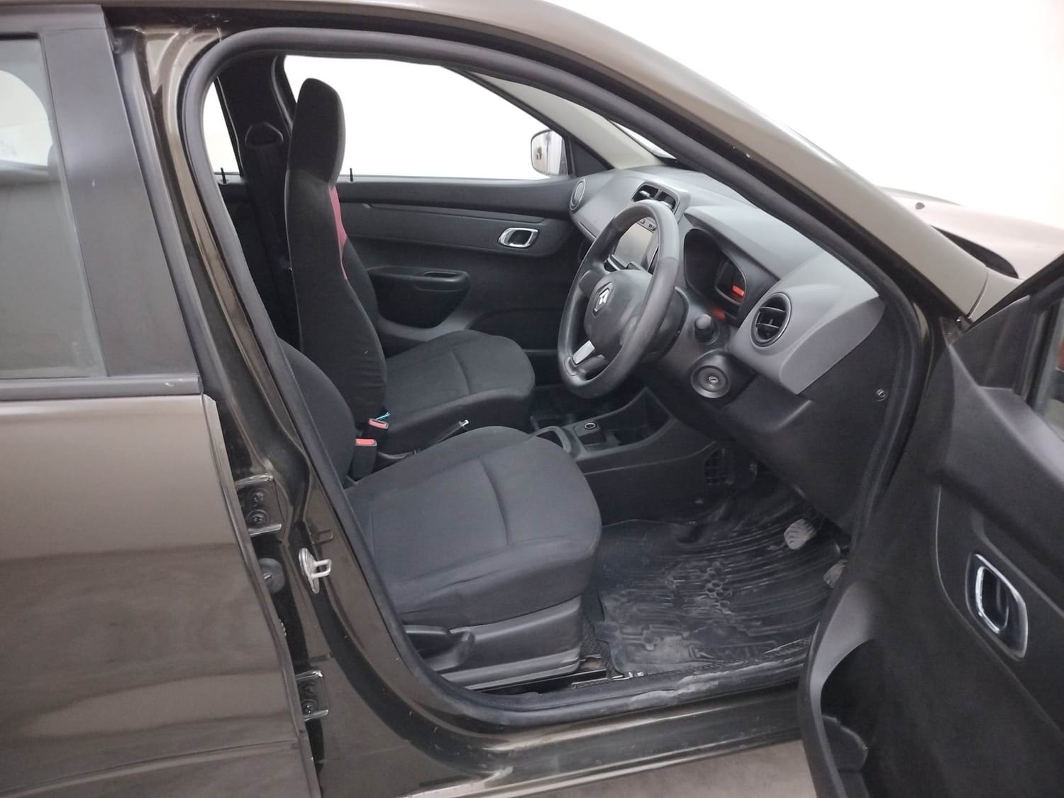 Kwid image 17 Kwid image 17